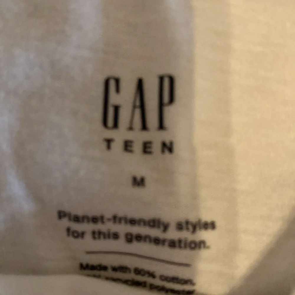 Gap Xbox size. Medium shirt